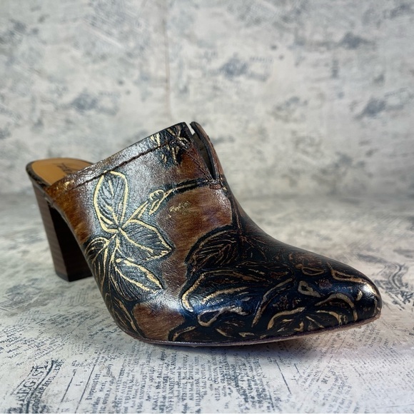 Patricia Nash Ruffina Mule Pumps, Chocolate - Gold tone colors - Picture 2 of 12